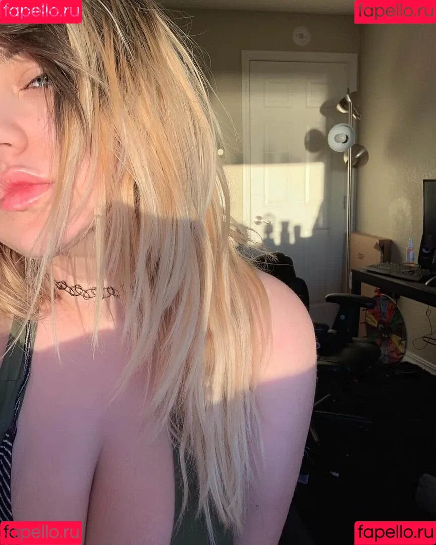 eileenexy Onlyfans Photo Gallery 