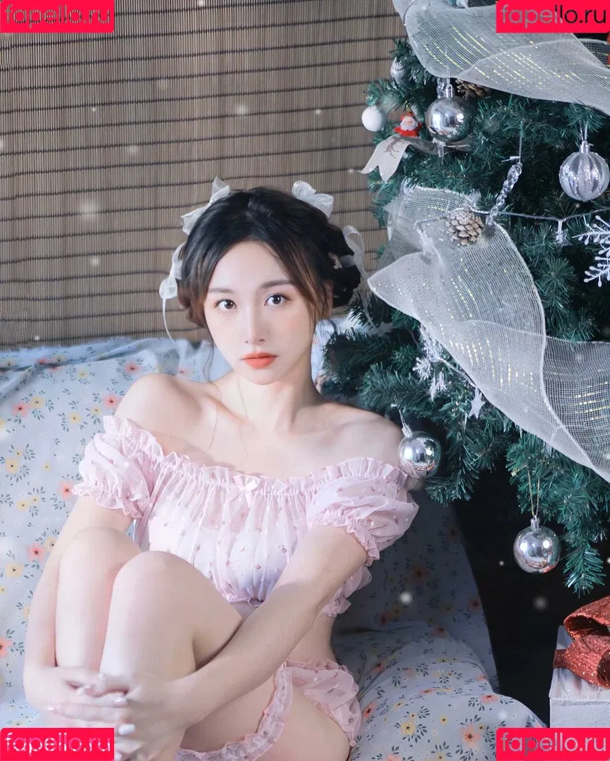 映雪Inshy Onlyfans Photo Gallery 
