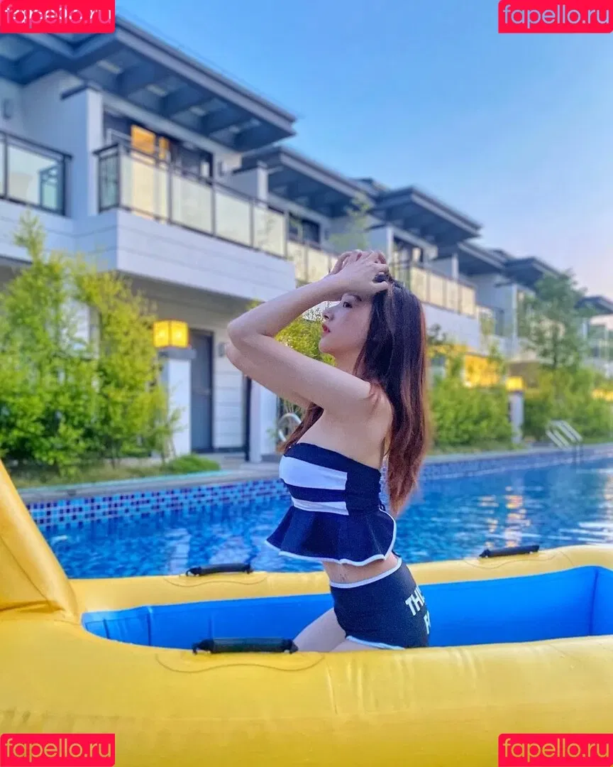 映雪Inshy Onlyfans Photo Gallery 