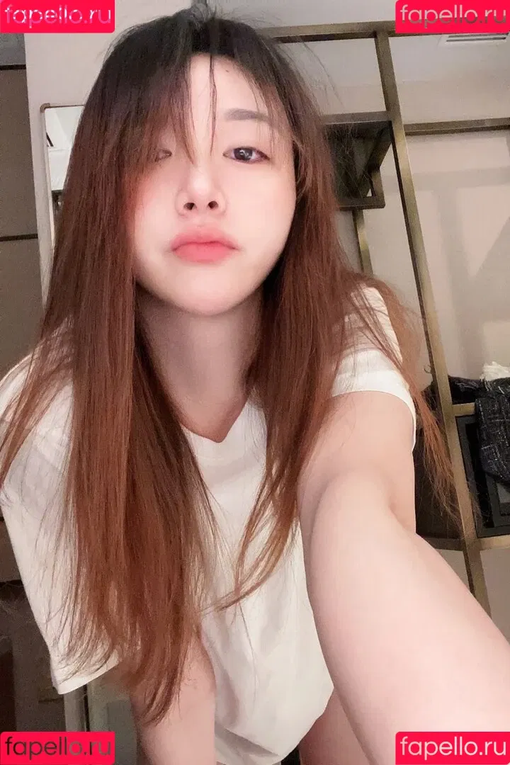 映雪Inshy Onlyfans Photo Gallery 
