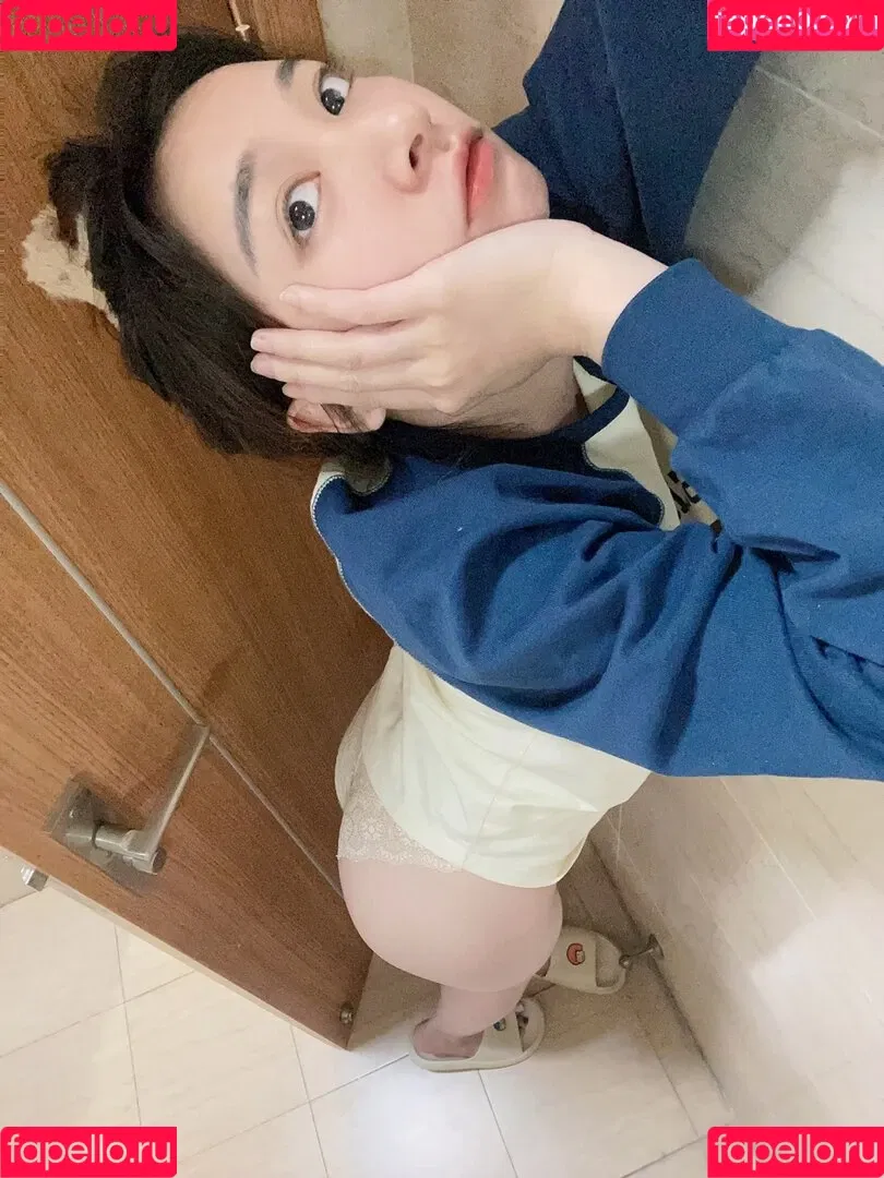 映雪Inshy Onlyfans Photo Gallery 