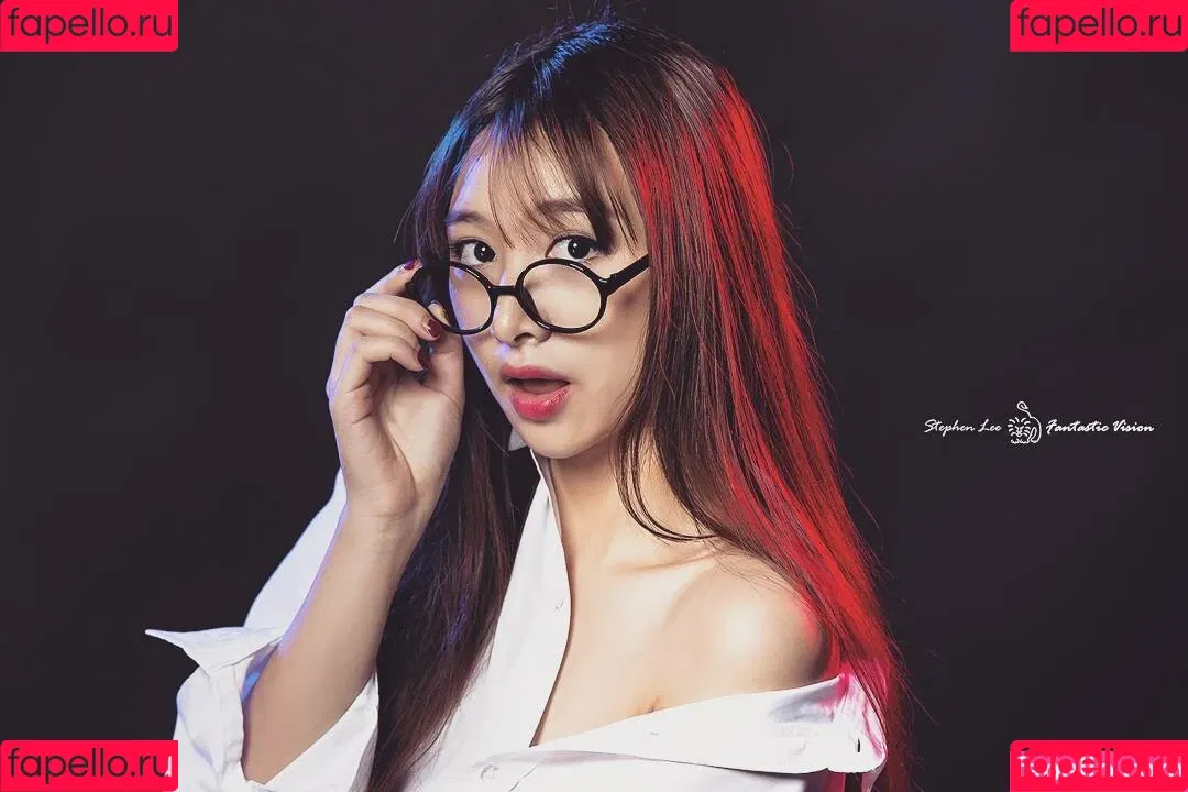 映雪Inshy Onlyfans Photo Gallery 