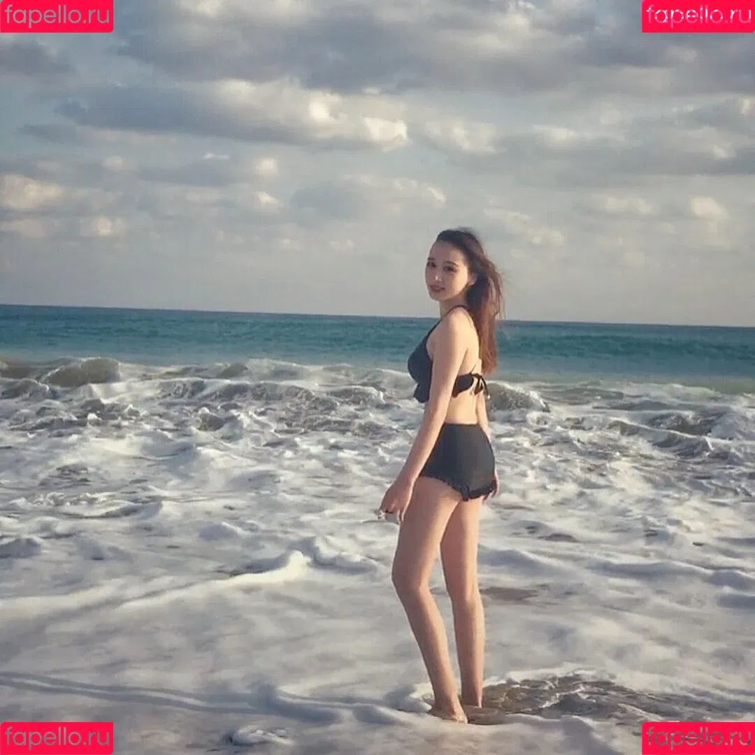 映雪Inshy Onlyfans Photo Gallery 