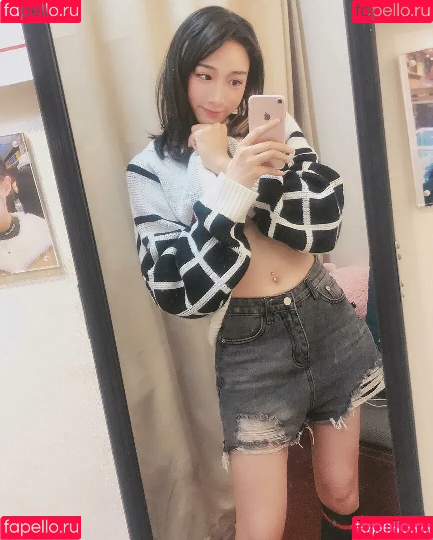 映雪Inshy Onlyfans Photo Gallery 