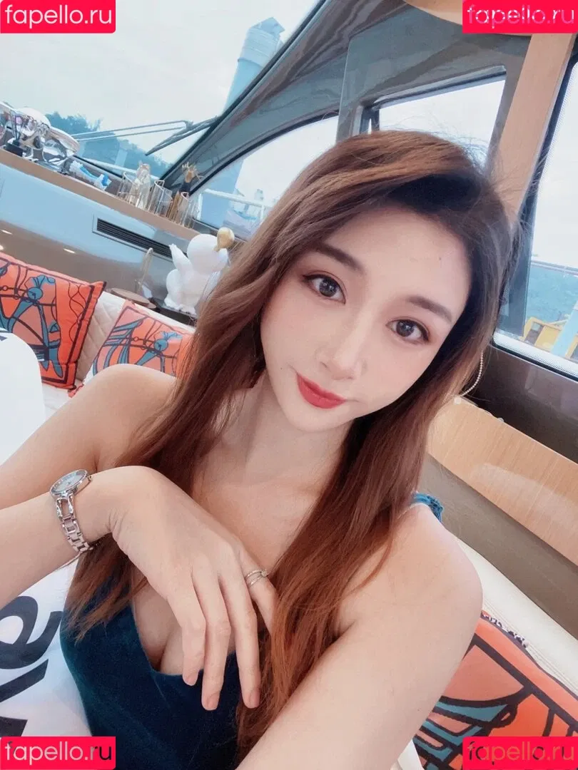 映雪Inshy Onlyfans Photo Gallery 