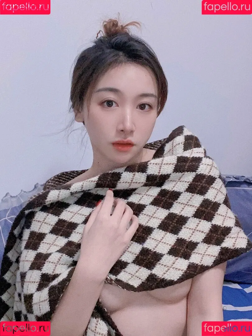 映雪Inshy Onlyfans Photo Gallery 