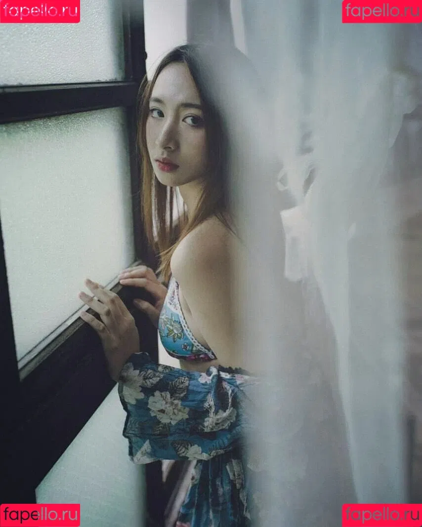 映雪Inshy Onlyfans Photo Gallery 