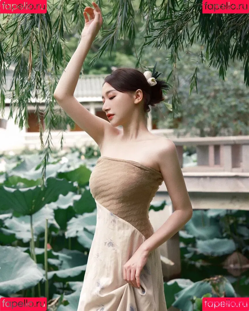 映雪Inshy Onlyfans Photo Gallery 