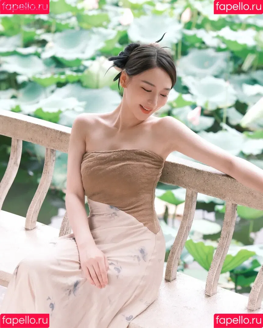 映雪Inshy Onlyfans Photo Gallery 