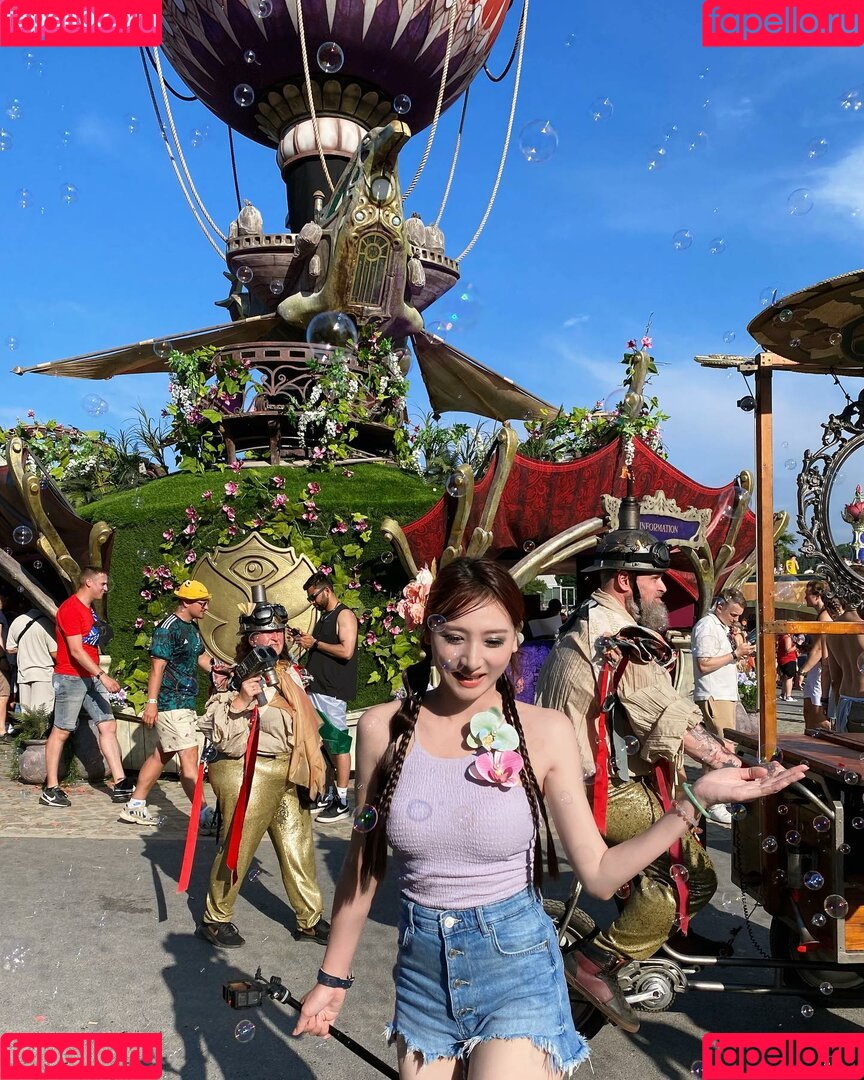 映雪Inshy Onlyfans Photo Gallery 