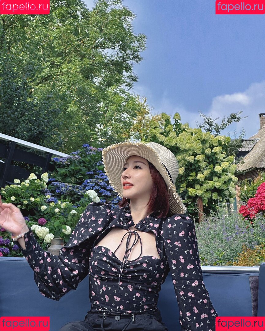 映雪Inshy Onlyfans Photo Gallery 