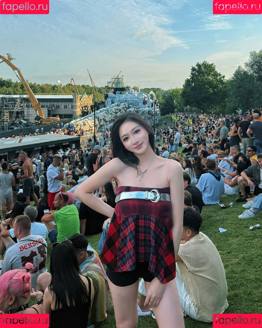 映雪Inshy Onlyfans Photo Gallery 