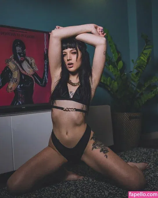 Ira_Erotika Onlyfans Photo Gallery 