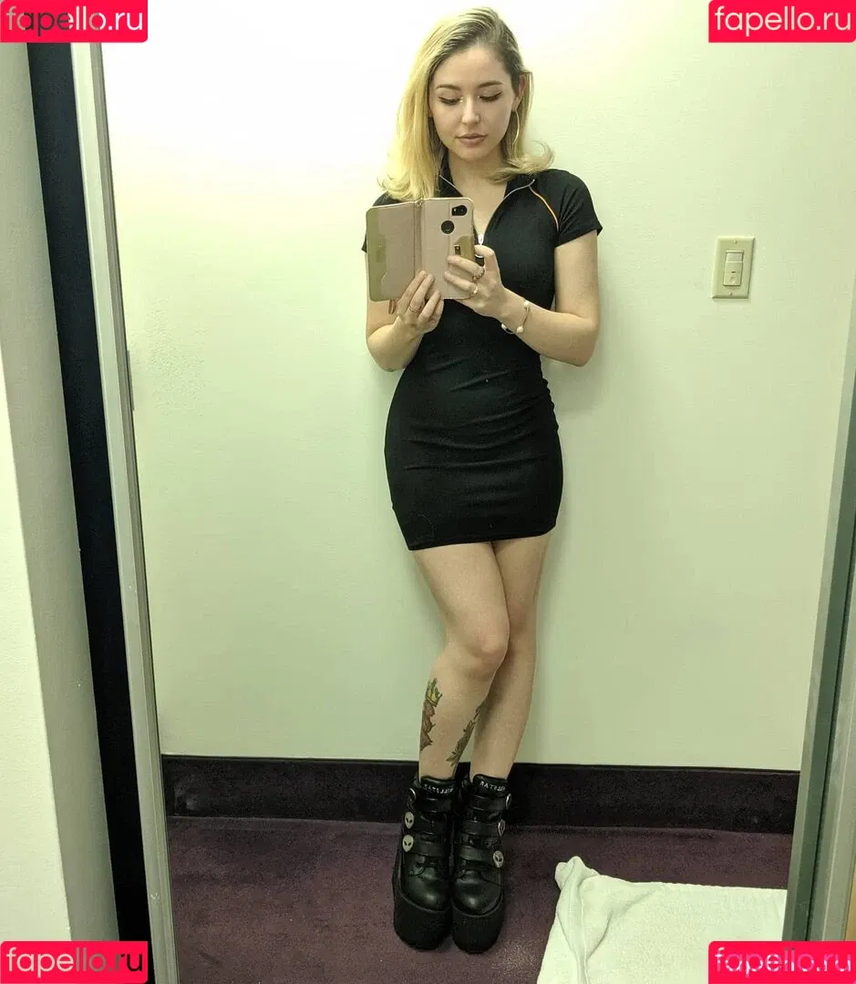Autumn Farrell Onlyfans Photo Gallery 