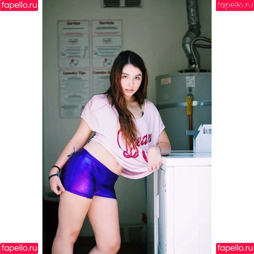 Autumn Farrell Onlyfans Photo Gallery 