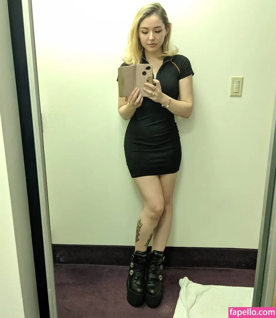 Autumn Farrell Onlyfans Photo Gallery 