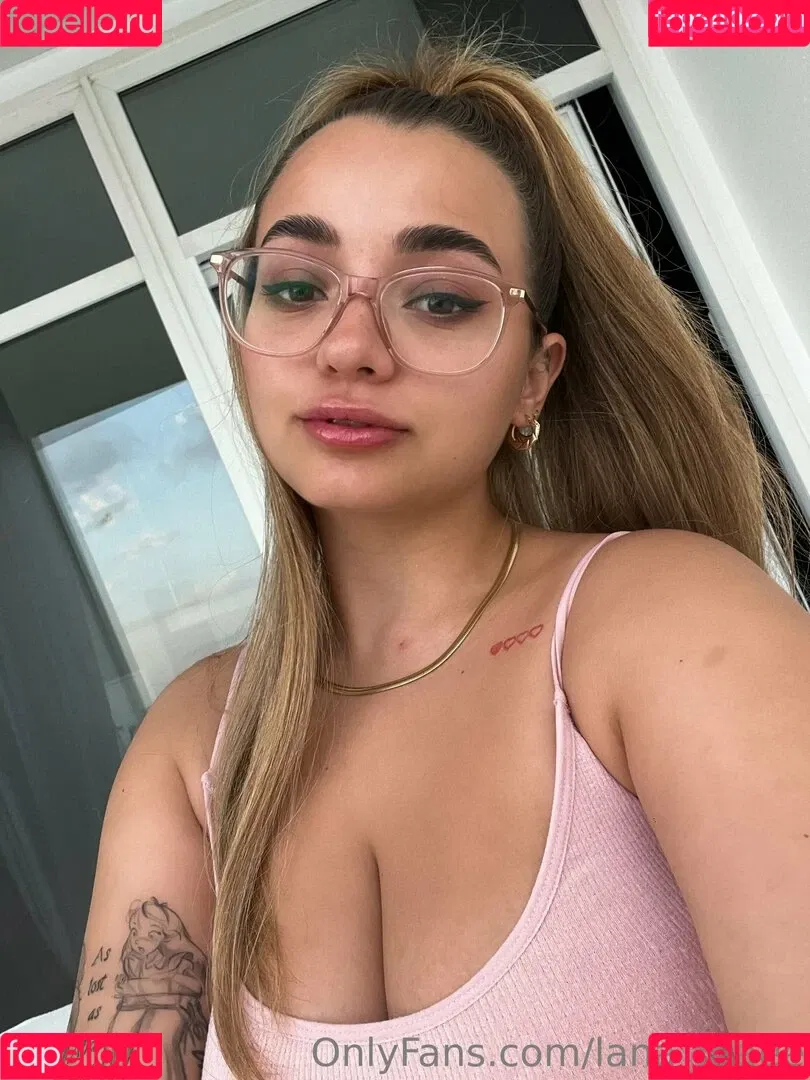 Lana_maee Onlyfans Photo Gallery 