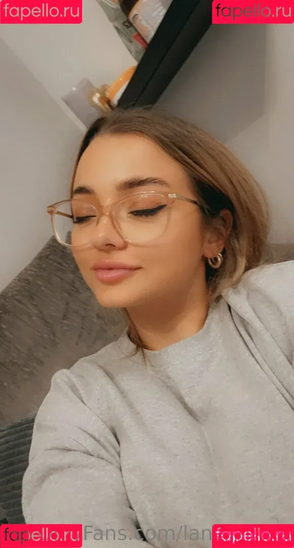 Lana_maee Onlyfans Photo Gallery 