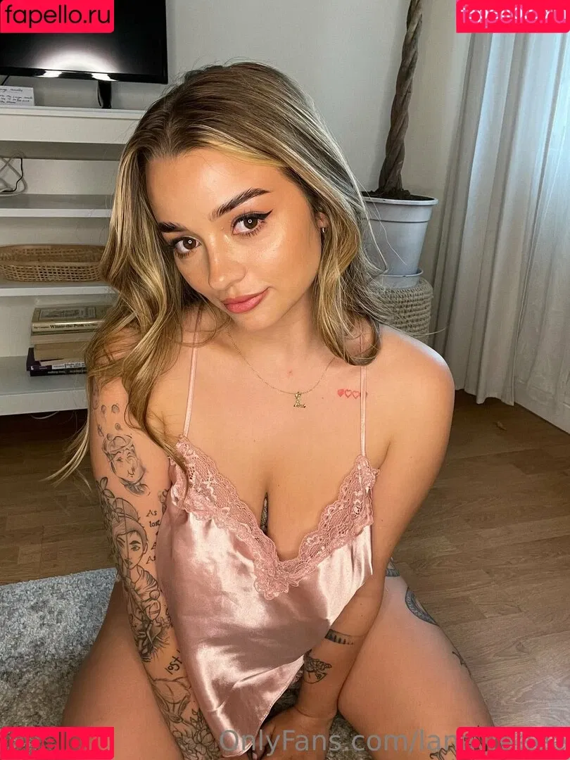 Lana_maee Onlyfans Photo Gallery 