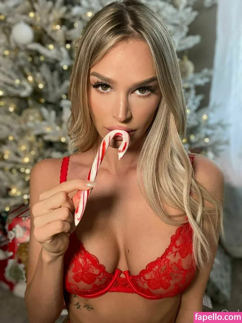 Emma Hix Onlyfans Photo Gallery 