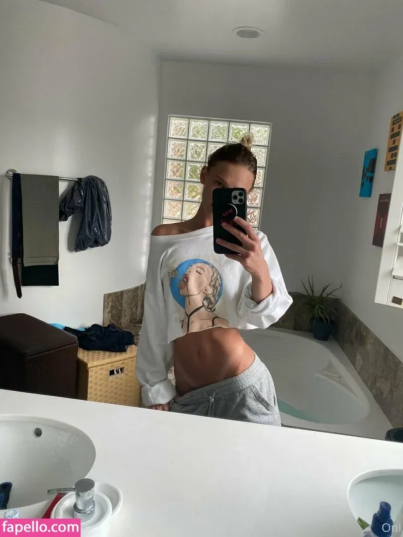 Emma Hix Onlyfans Photo Gallery 