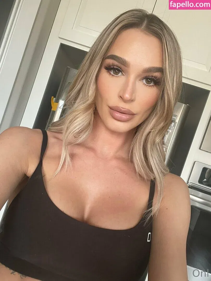 Emma Hix Onlyfans Photo Gallery 