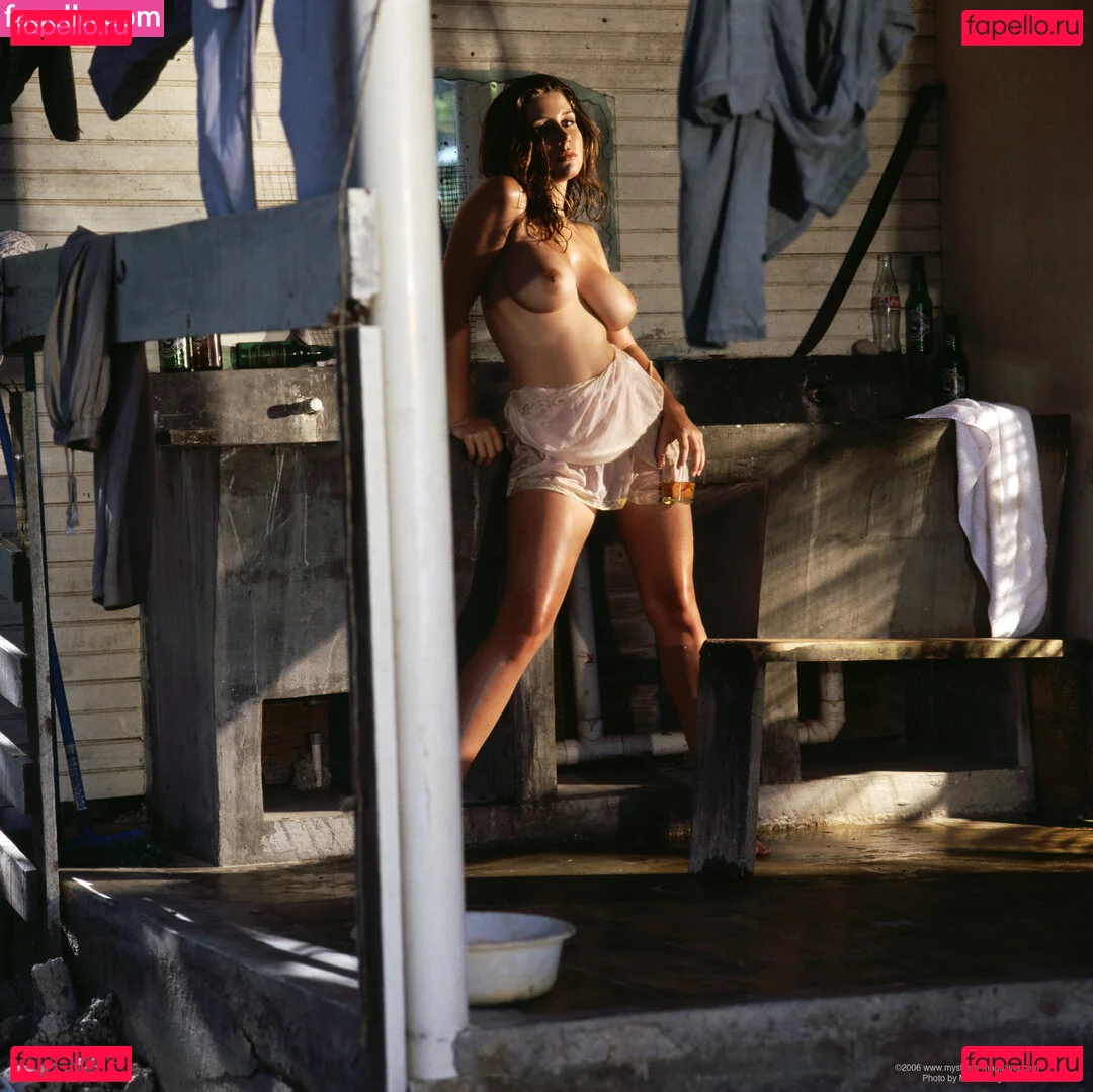 Erica Rose Campbell Onlyfans Photo Gallery 