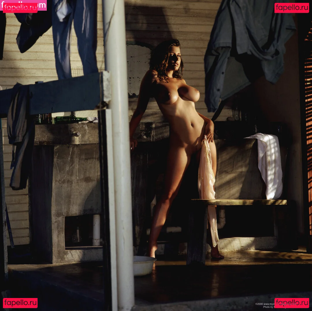 Erica Rose Campbell Onlyfans Photo Gallery 