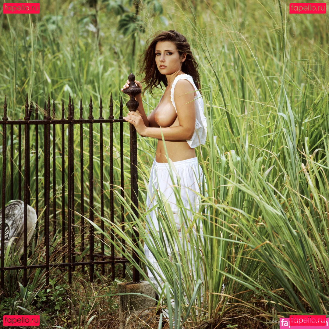 Erica Rose Campbell Onlyfans Photo Gallery 