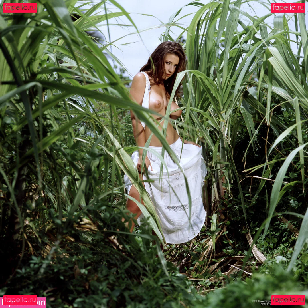 Erica Rose Campbell Onlyfans Photo Gallery 