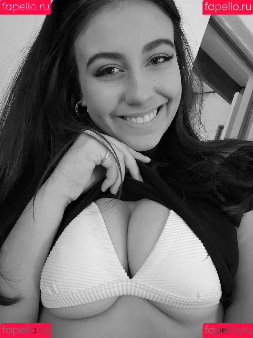 Lanzi Onlyfans Photo Gallery 