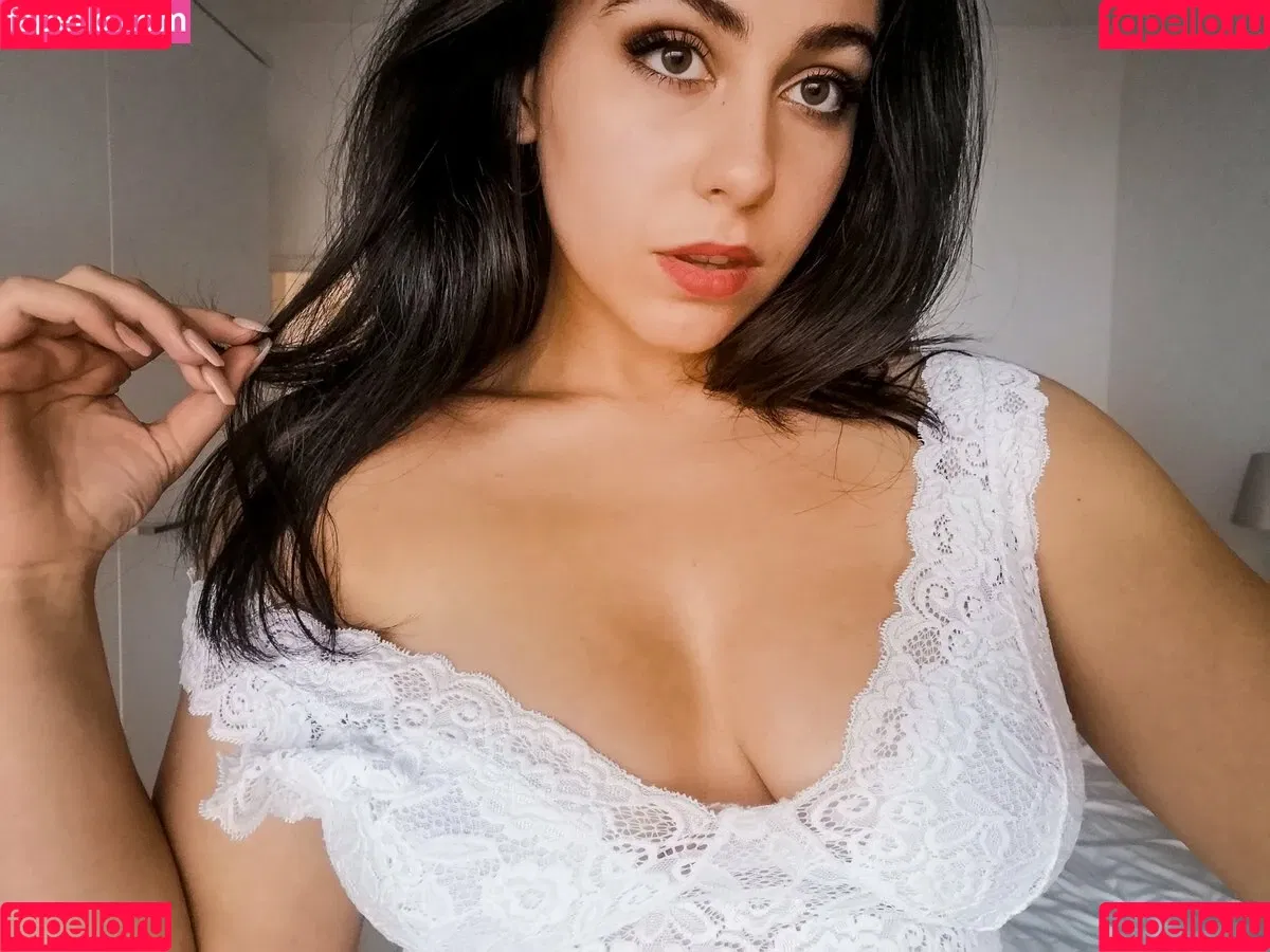 Lanzi Onlyfans Photo Gallery 