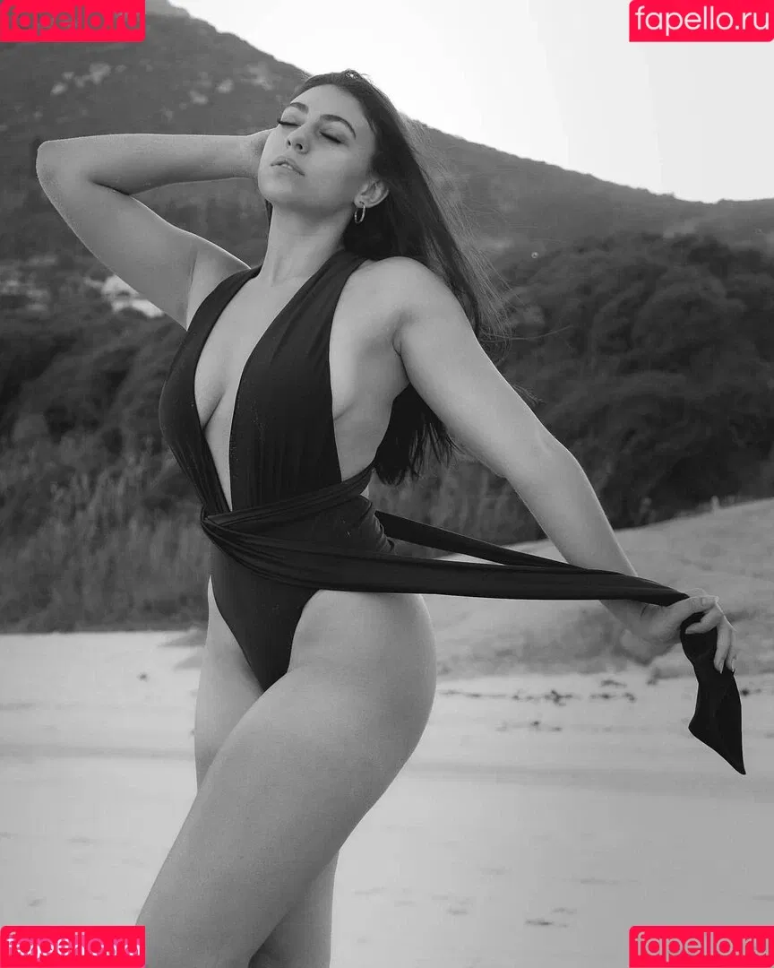 Lanzi Onlyfans Photo Gallery 