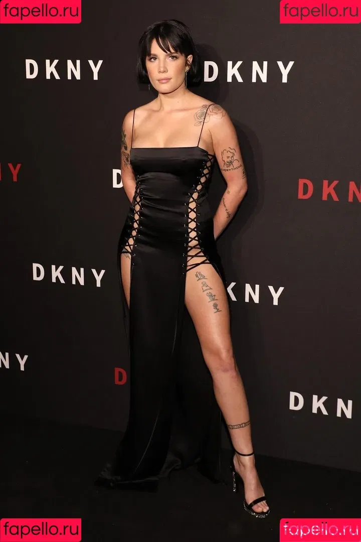 Halsey Onlyfans Photo Gallery 