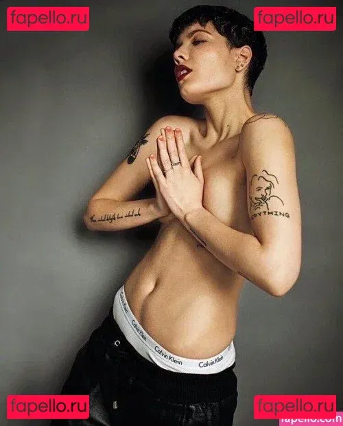 Halsey Onlyfans Photo Gallery 