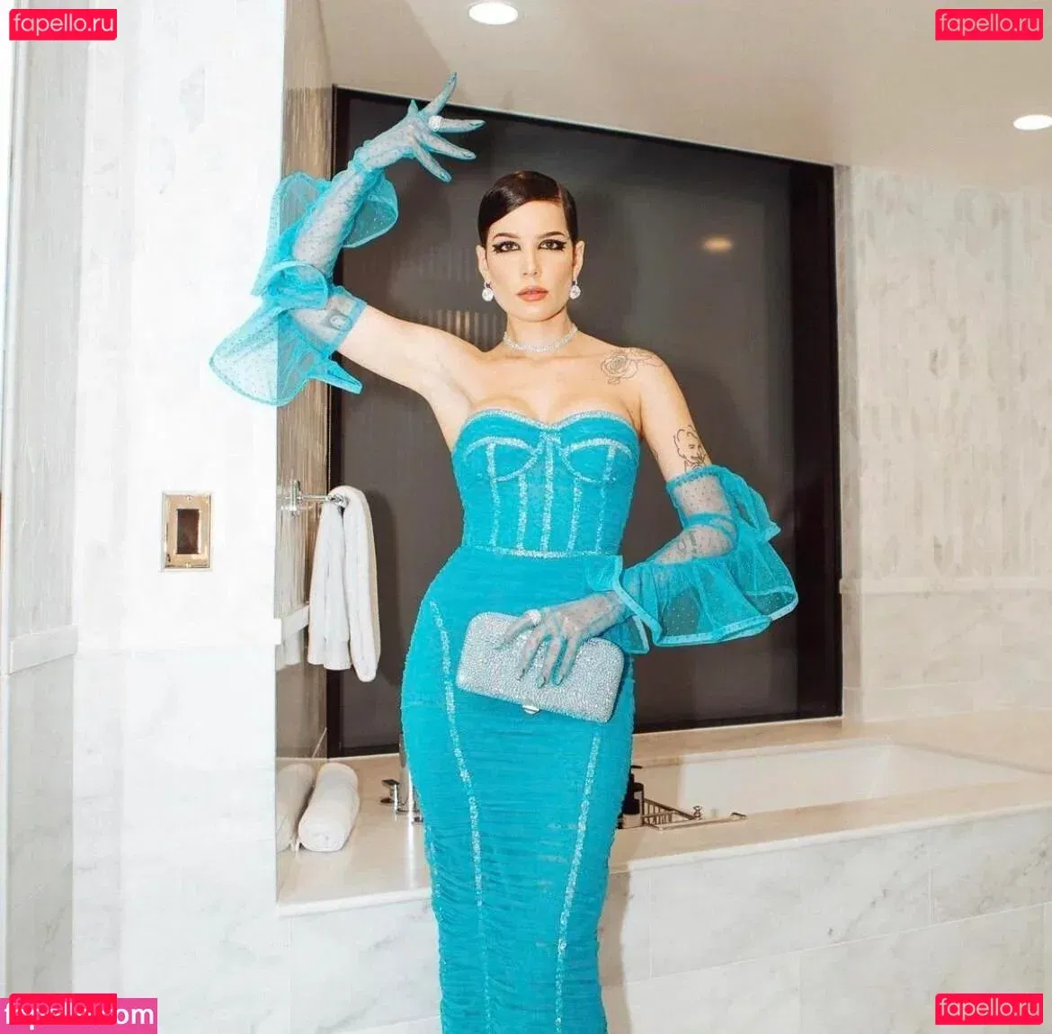 Halsey Onlyfans Photo Gallery 