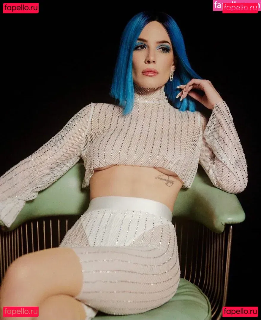 Halsey Onlyfans Photo Gallery 