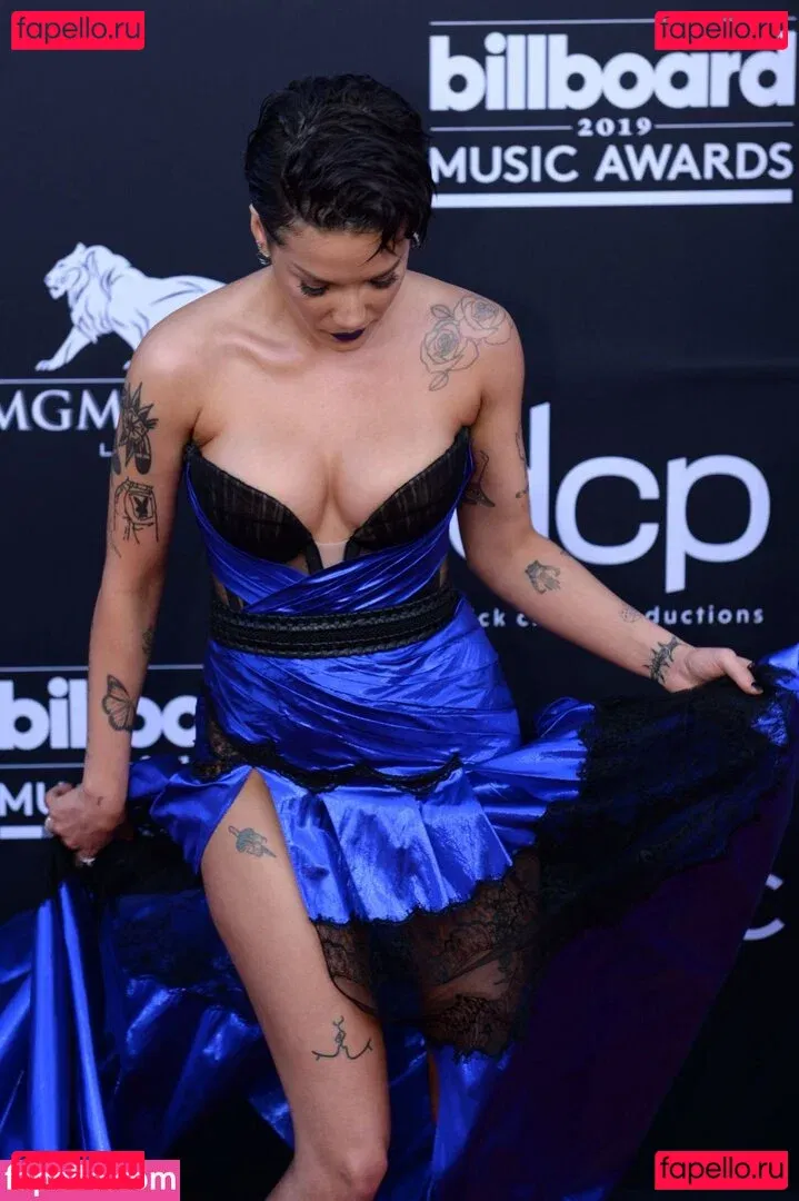 Halsey Onlyfans Photo Gallery 