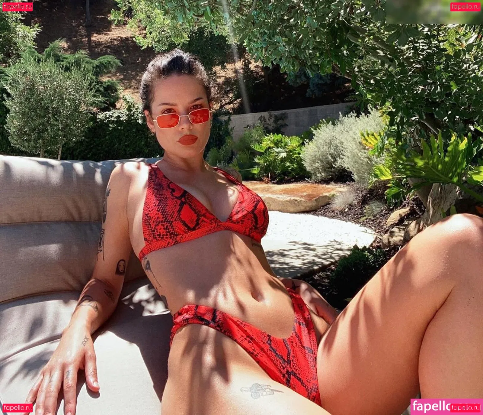 Halsey Onlyfans Photo Gallery 