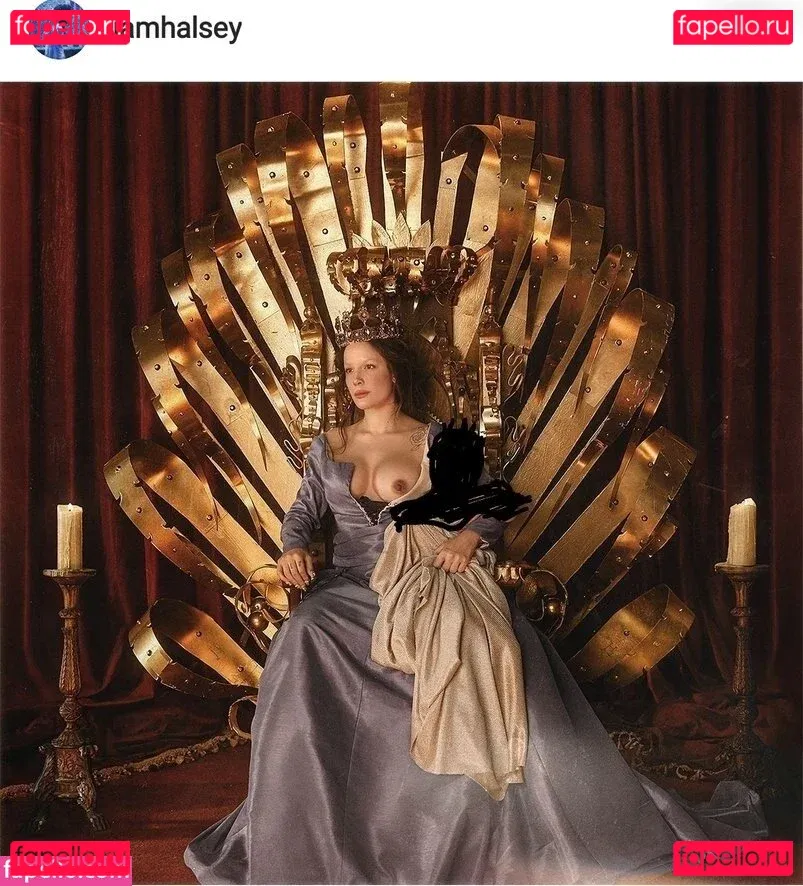 Halsey Onlyfans Photo Gallery 
