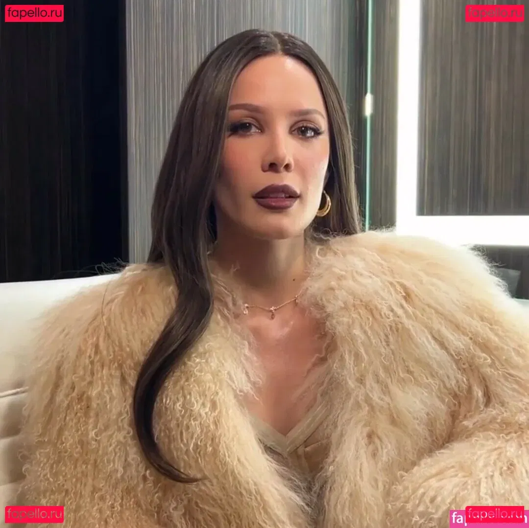 Halsey Onlyfans Photo Gallery 
