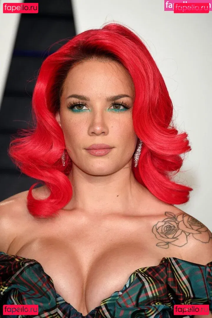 Halsey Onlyfans Photo Gallery 