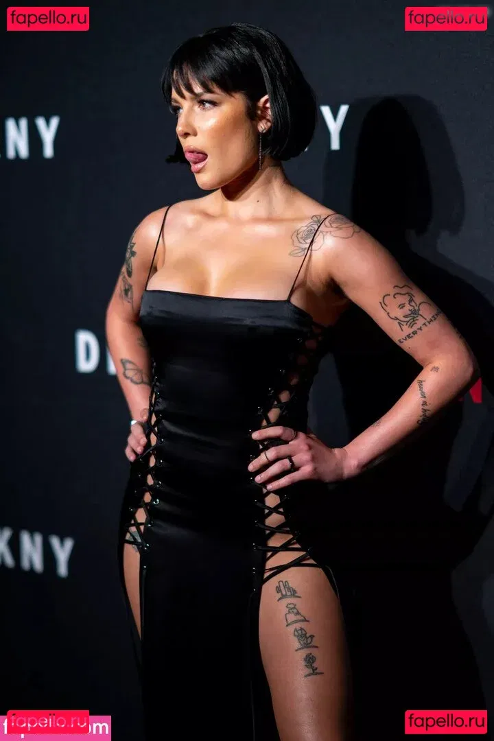 Halsey Onlyfans Photo Gallery 