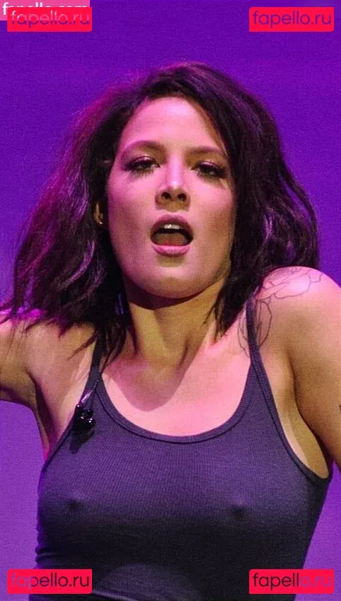 Halsey Onlyfans Photo Gallery 