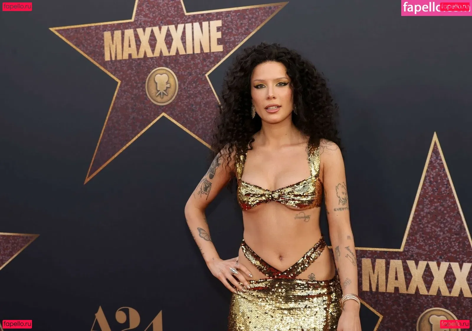 Halsey Onlyfans Photo Gallery 