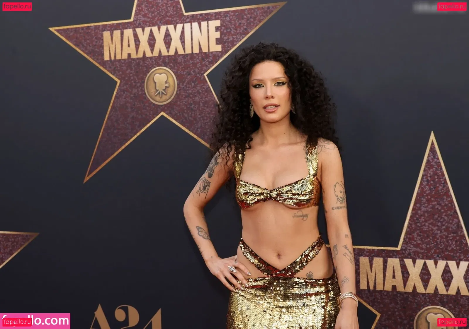 Halsey Onlyfans Photo Gallery 