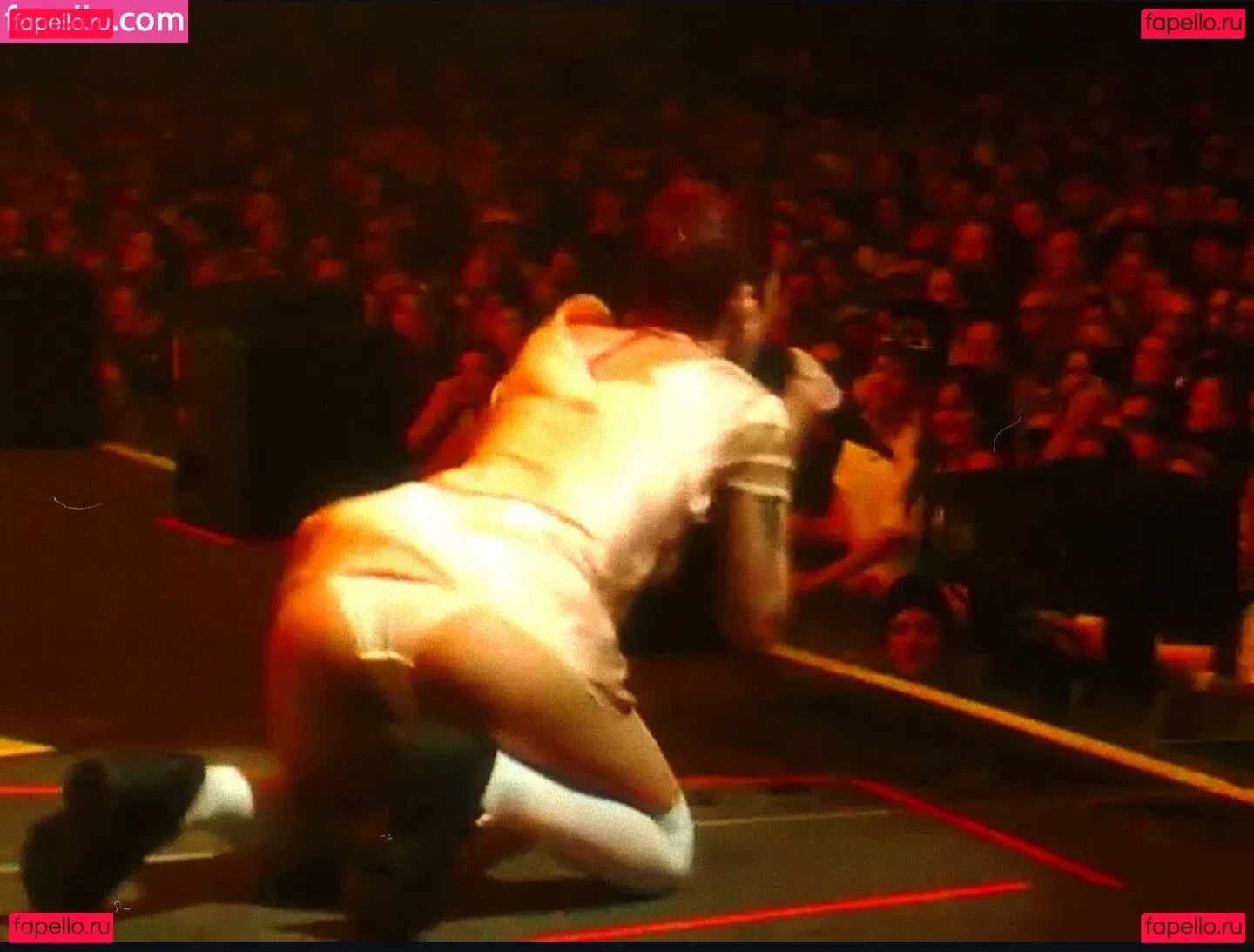 Halsey Onlyfans Photo Gallery 