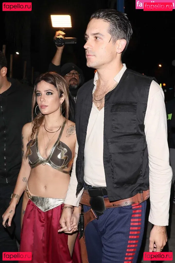 Halsey Onlyfans Photo Gallery 