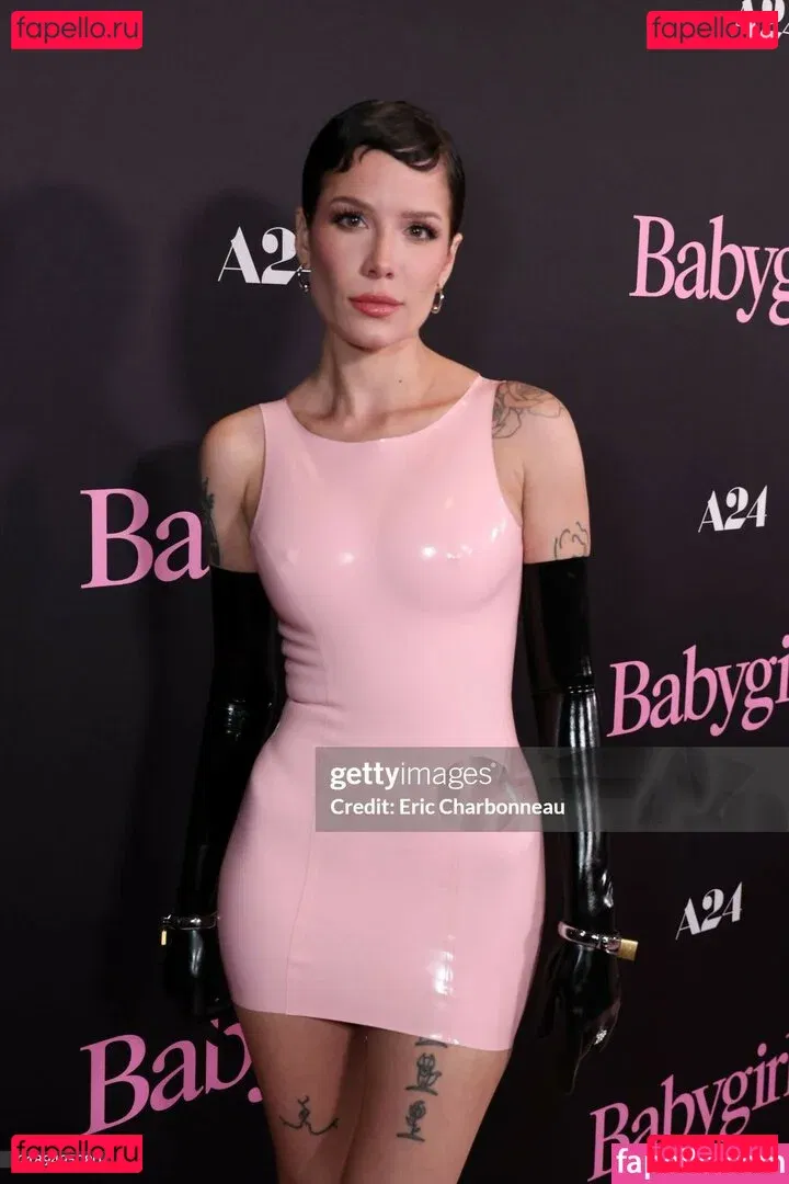 Halsey Onlyfans Photo Gallery 