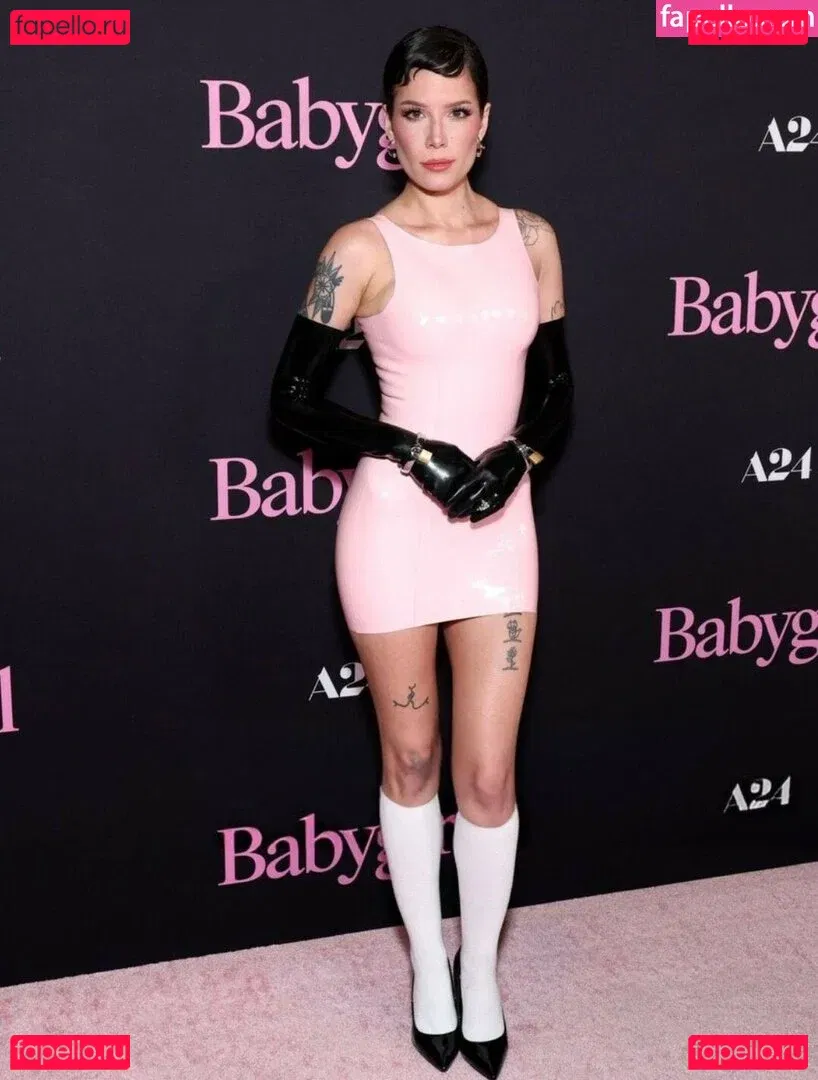 Halsey Onlyfans Photo Gallery 